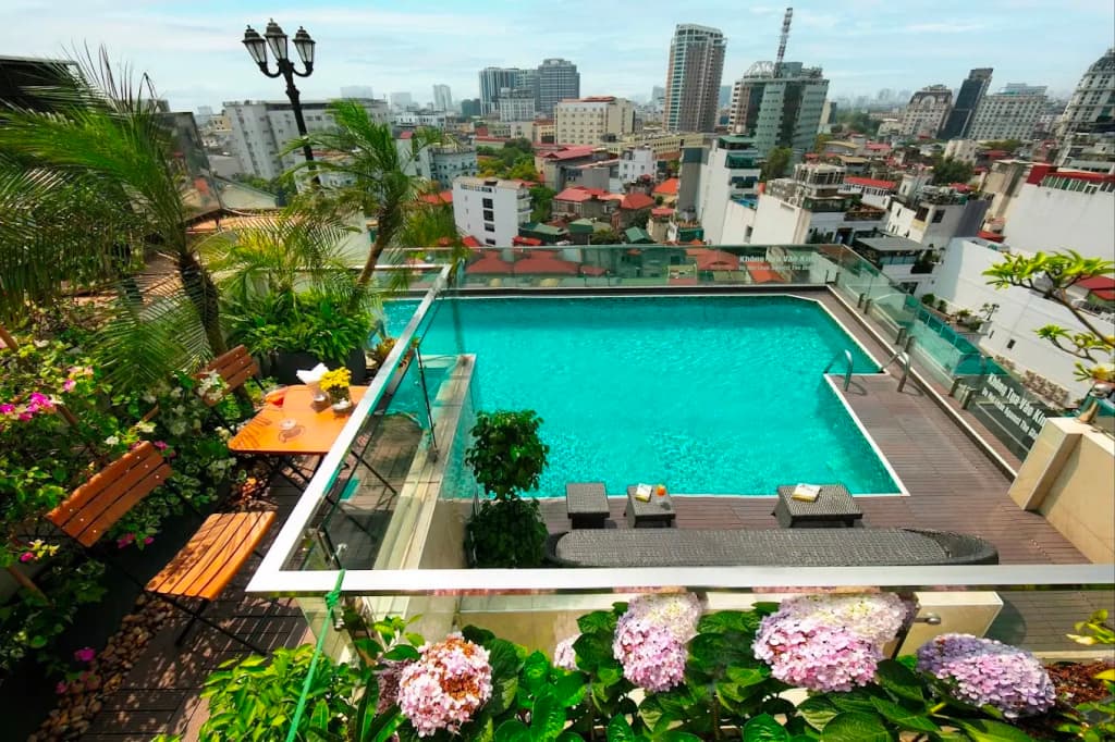 Champton Hanoi Hotel - photo 3