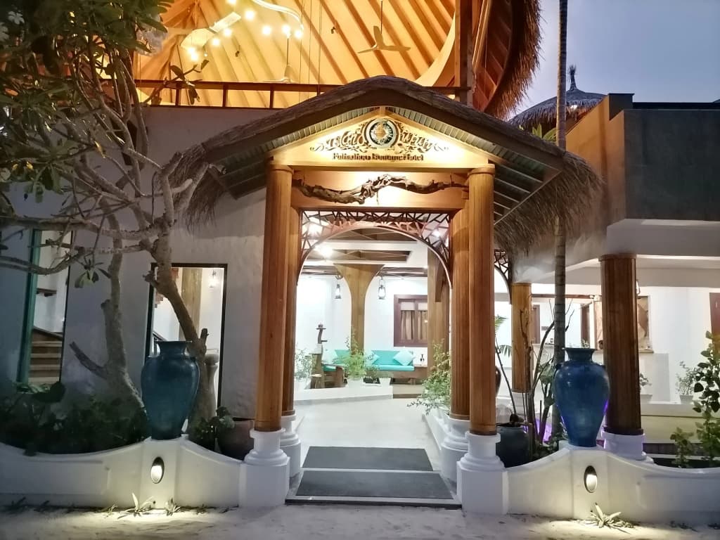 Island Luxury Boutique Hotel, Fulhadhoo - photo 5
