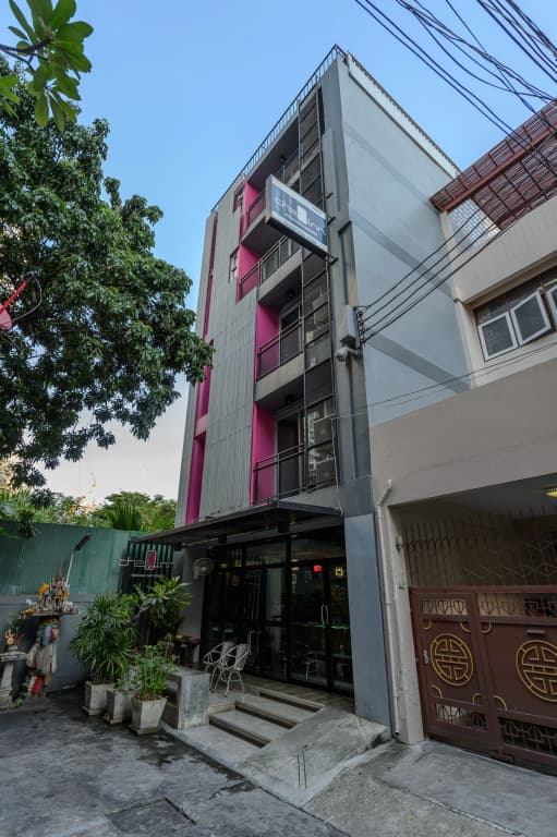 CheQinn Hostel - main photo