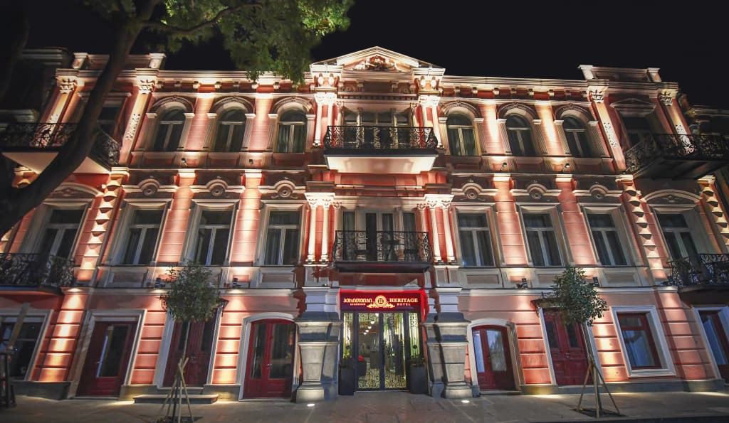 Heritage Hotel & Suites - photo 2