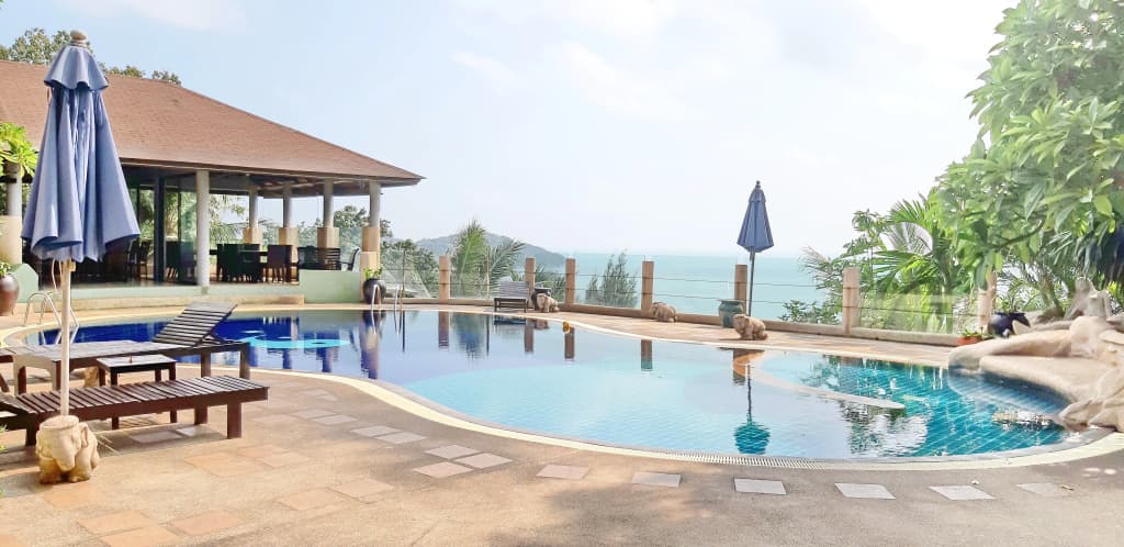 Chaweng Bayview Resort Hotel - photo 1