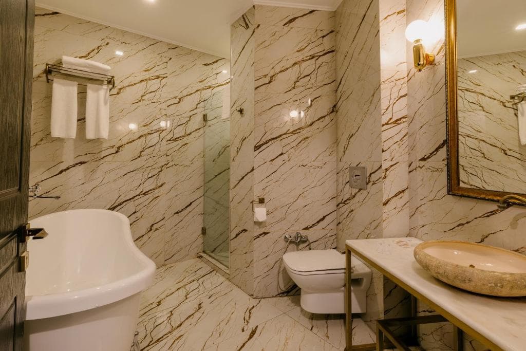 King Gorgasali Hotel - photo 8
