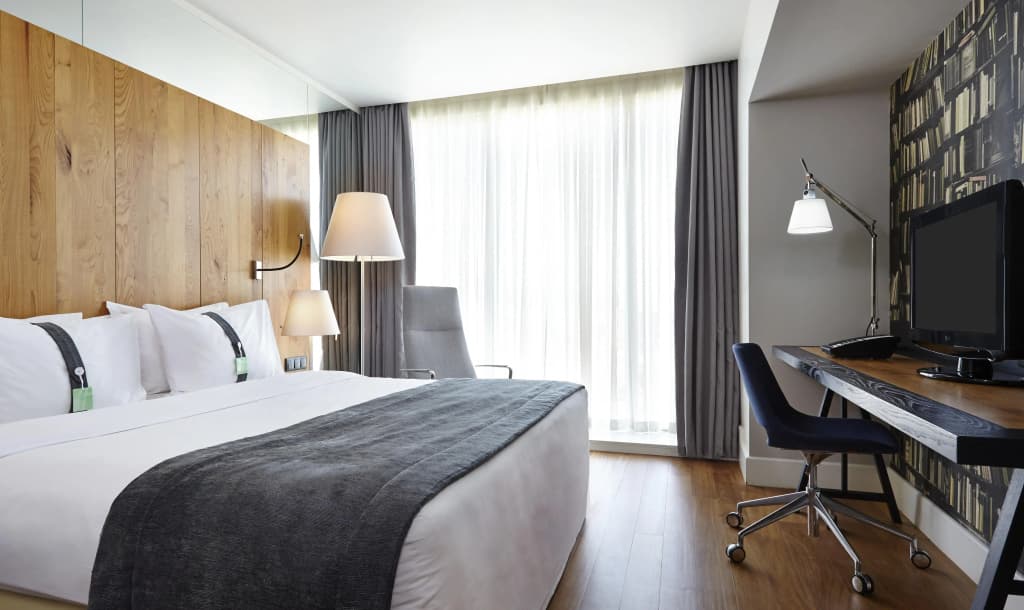 Holiday Inn Tbilisi, an IHG Hotel - photo 10