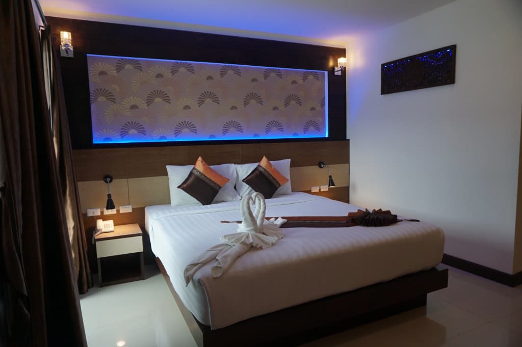 Patong Mansion Hotel - photo 2