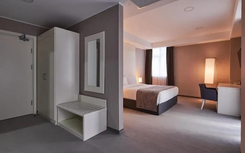 Gallery Palace Hotel - photo 25