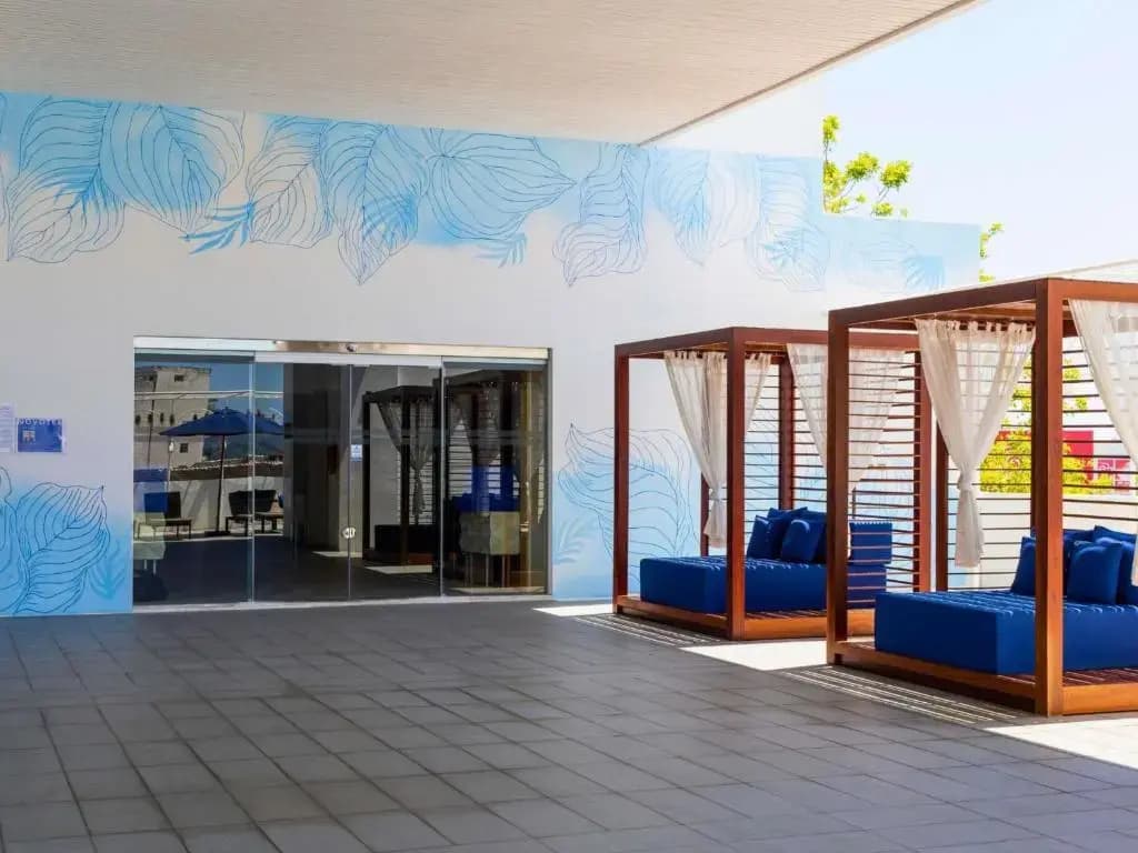 Novotel Phuket City Phokeethra Hotel - photo 11