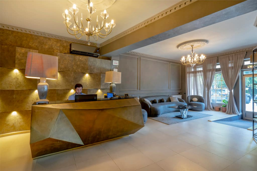 Piazza Hotel - photo 10