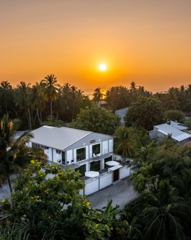 SIS Tourist Villa Guest house - photo 4