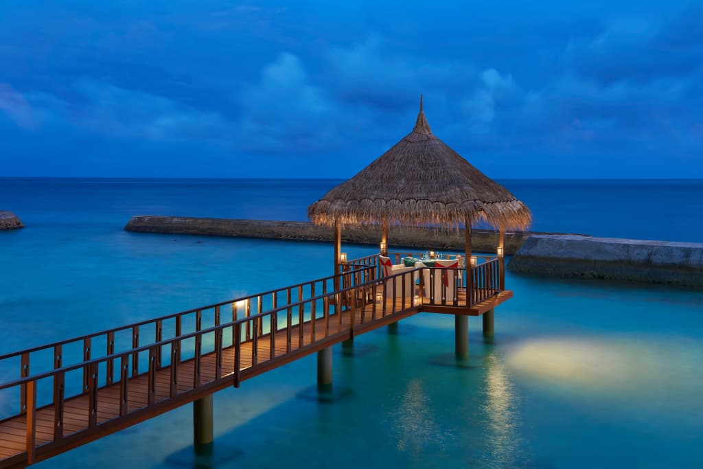 Ellaidhoo Maldives By Cinnamon Hotel - photo 3