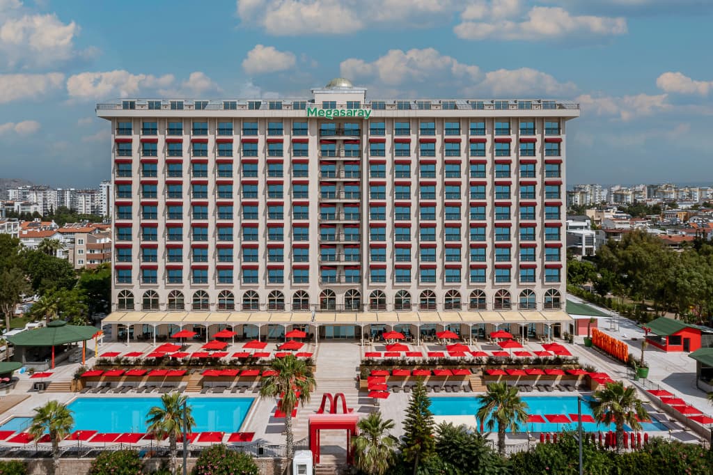 Megasaray WestBeach Antalya Hotel - photo 2