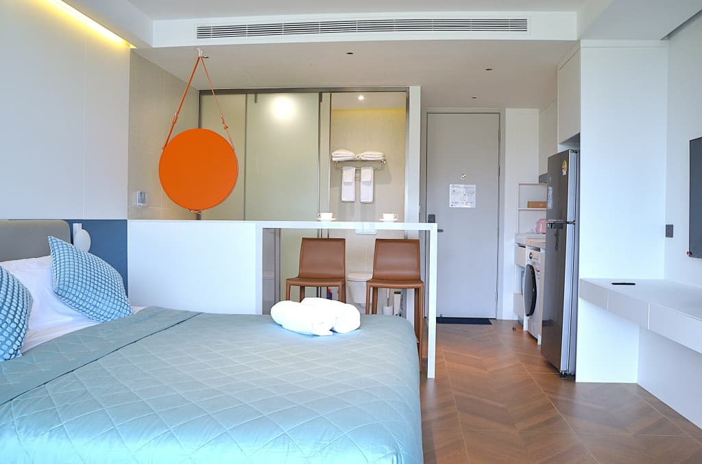 Sunshine Beach Studio Apartments - photo 4