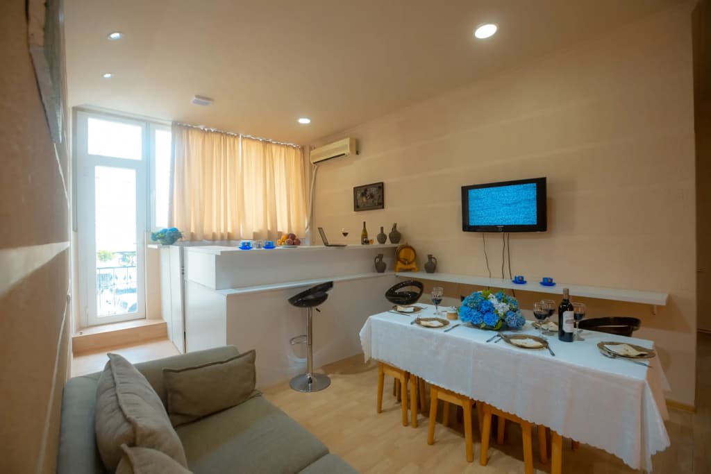 Wine Hostel - photo 2