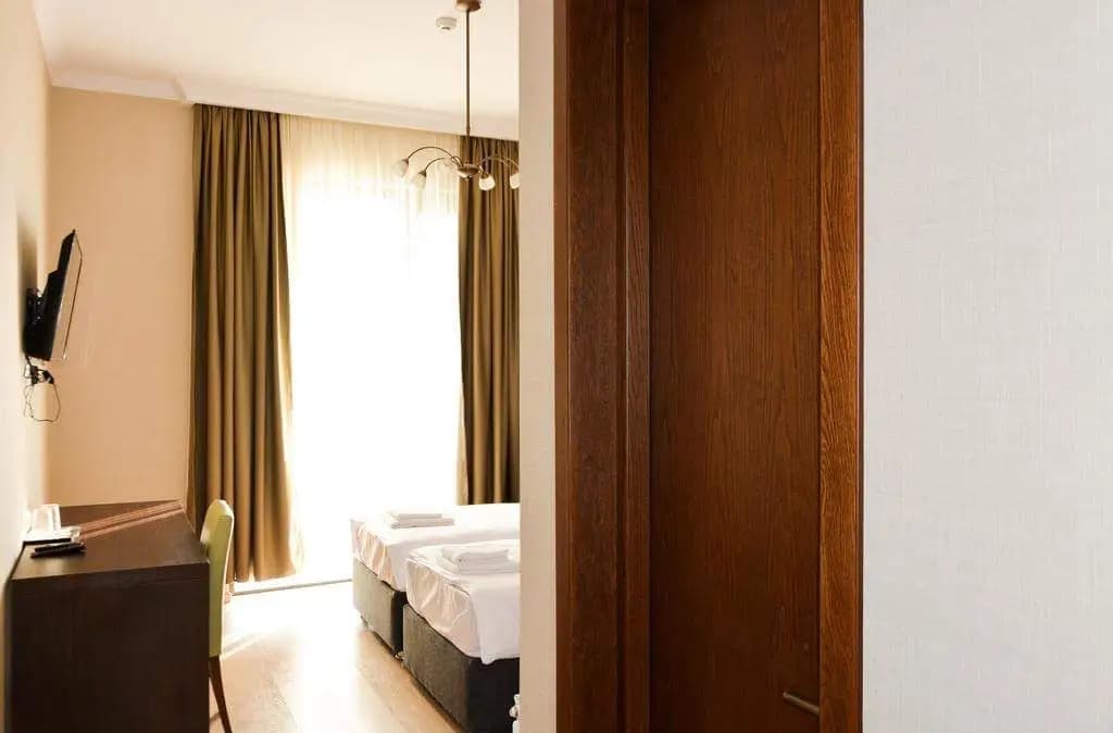 Eleon Boutique Hotel - photo 5