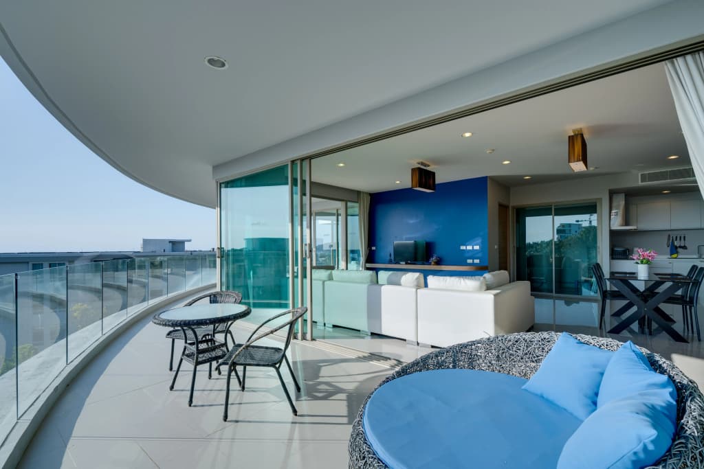 Veloche Group by Continent Apartments - photo 2