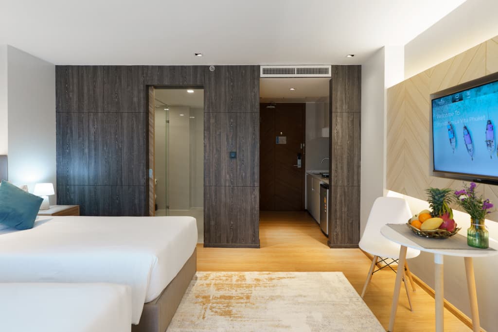 Perfect Studio 3 pools Nai Harn Flat - photo 10