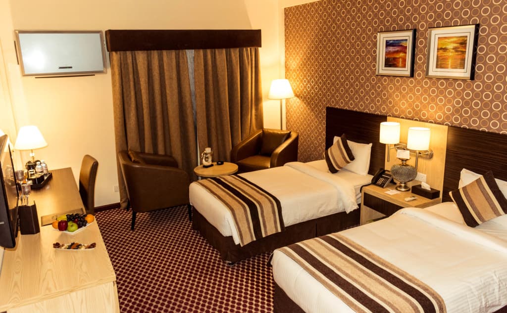 Fortune Karama Hotel - photo 10