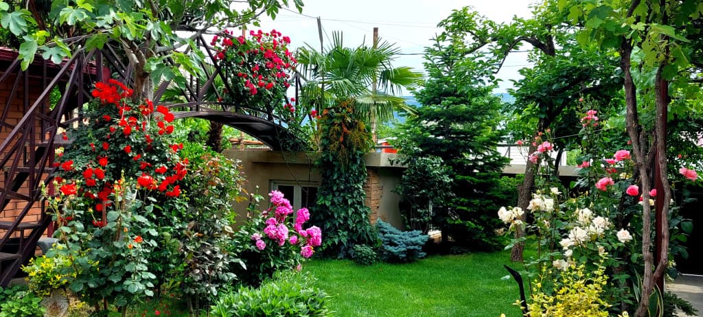 Green Garden Apartments - photo 3