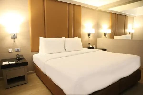 Ramada Sukhumvit Soi Eleven (Ramada Graand Swiss Sukhumvit 11) - photo 25