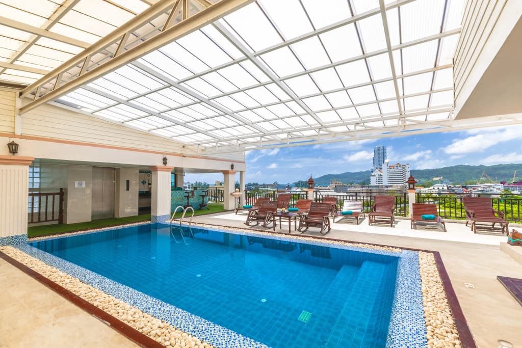 Azhotel Patong Hotel - photo 24