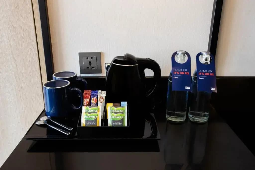 Holiday Inn Express & Suites Bangkok Central Pier - photo 13