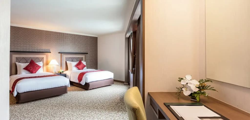 Baiyoke Sky Hotel - photo 8