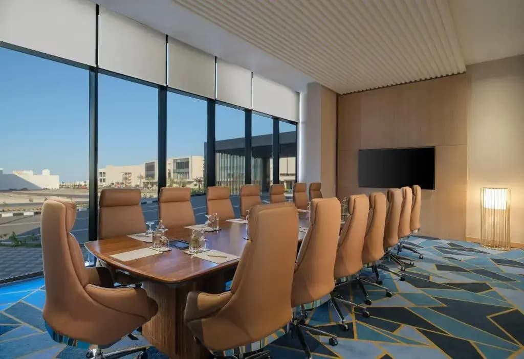 Maani Muscat Hotel & Suites - photo 9