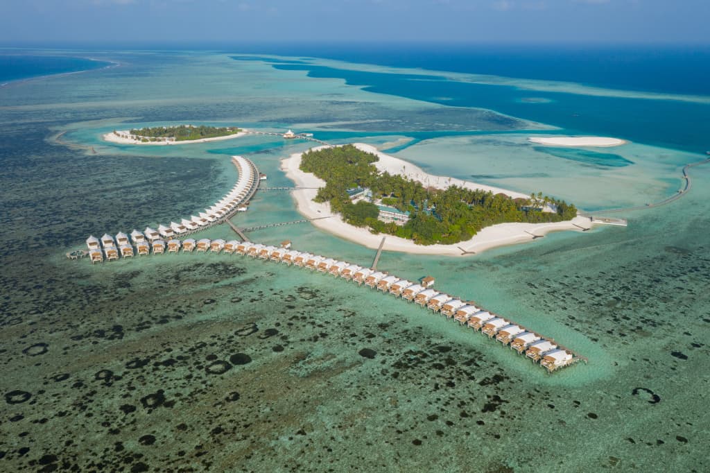 Cinnamon Hakuraa Huraa Maldives Hotel - photo 2
