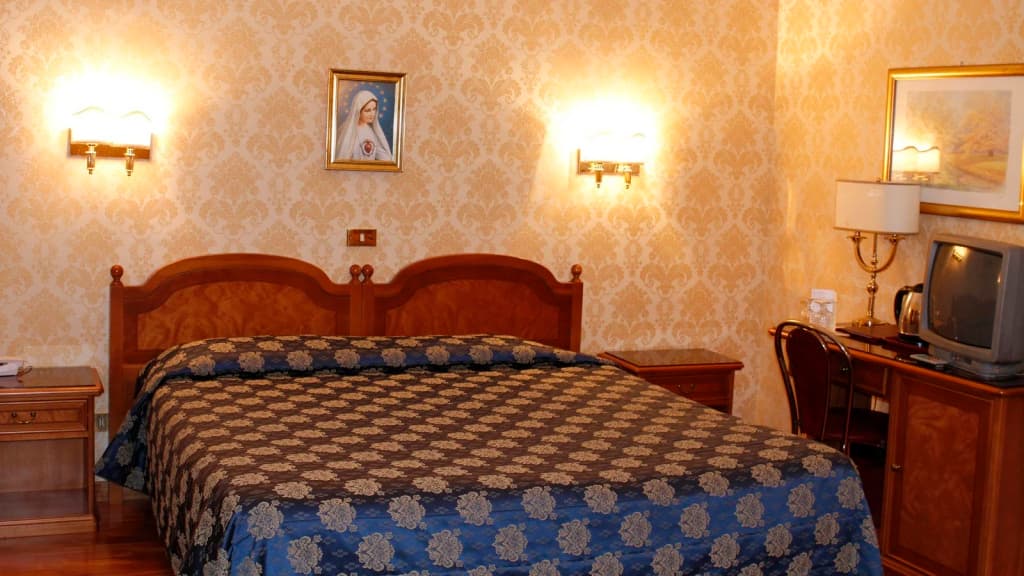 Hotel Pace Helvezia - photo 4