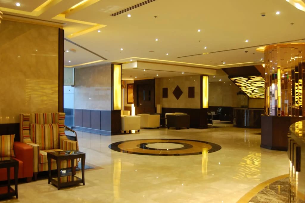 Golden Ocean Hotel - photo 4