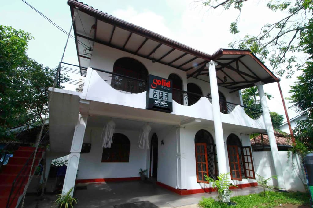Yoho Solid Polhengoda Hotel - main photo