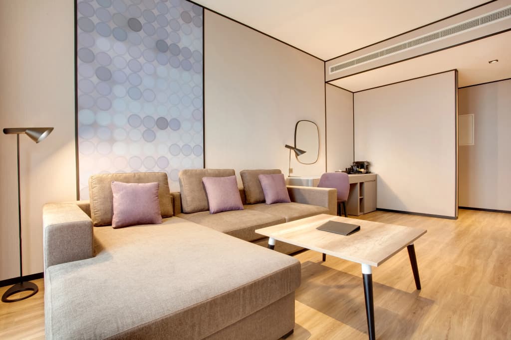 The District Hotel Jumeirah - photo 21
