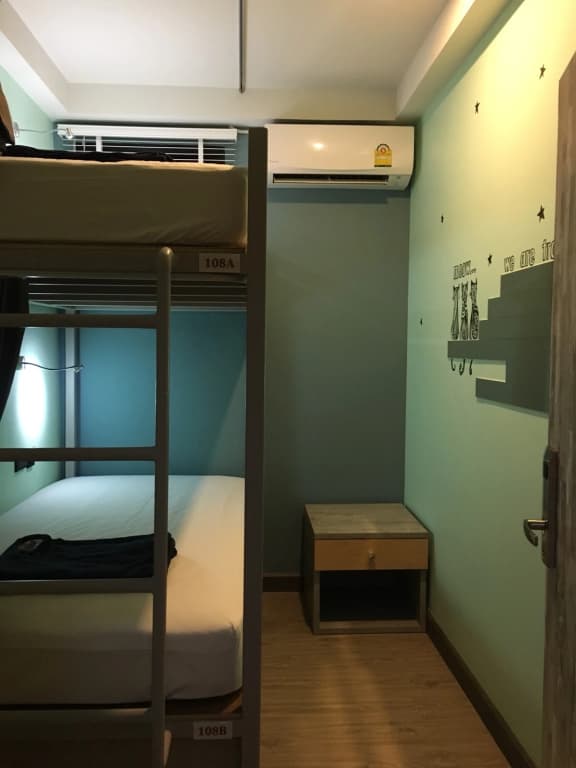 Asleepbylantana Hostel - photo 40