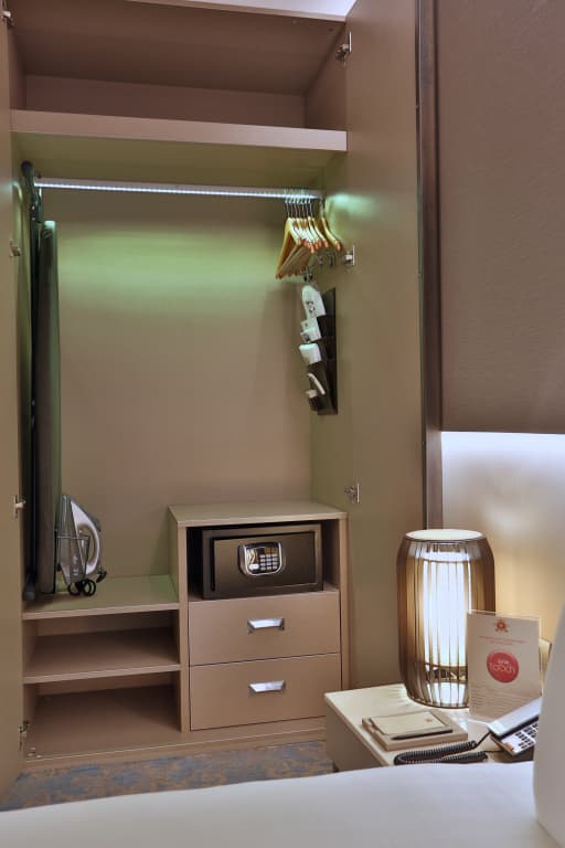 Dosso Dossi Hotels Downtown - photo 32