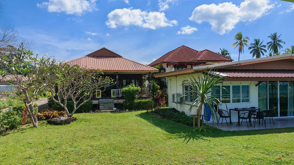 Lipa Bay Residence Resort Hotel - photo 19