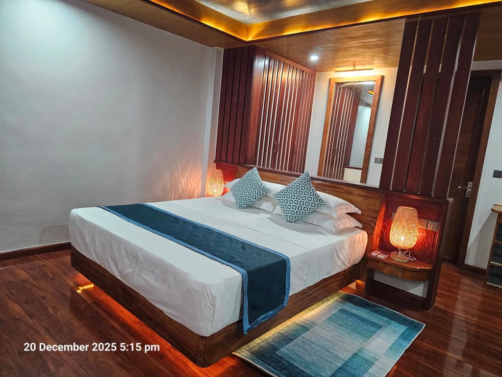Island Luxury Retreat Maalhos Hotel - photo 15