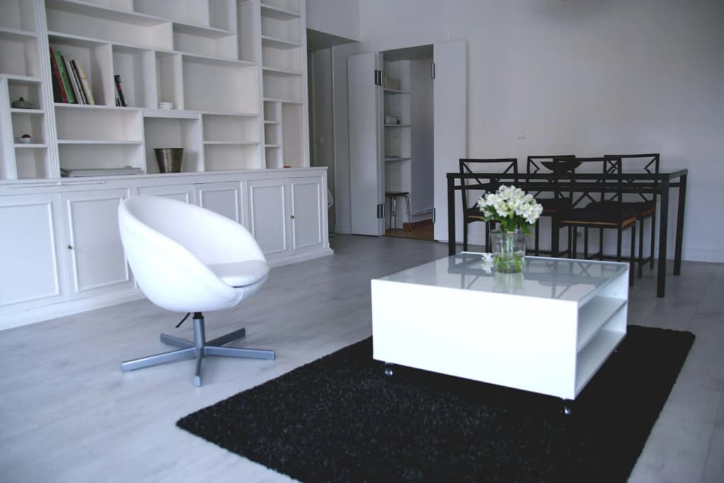 Rue de Ponthieu Central Furnished Apartment - photo 4