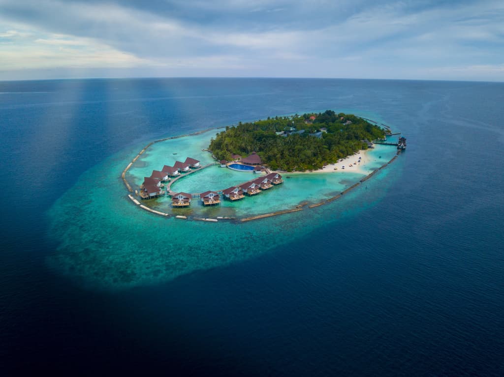 Ellaidhoo Maldives By Cinnamon Hotel - photo 4