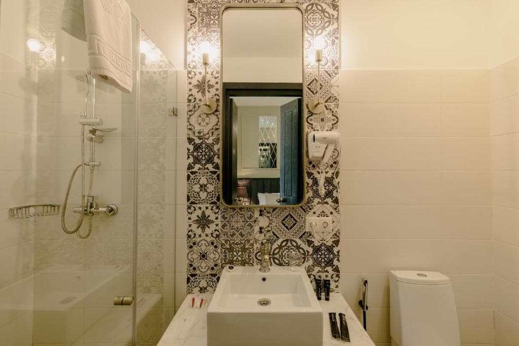 King Gorgasali Hotel - photo 47