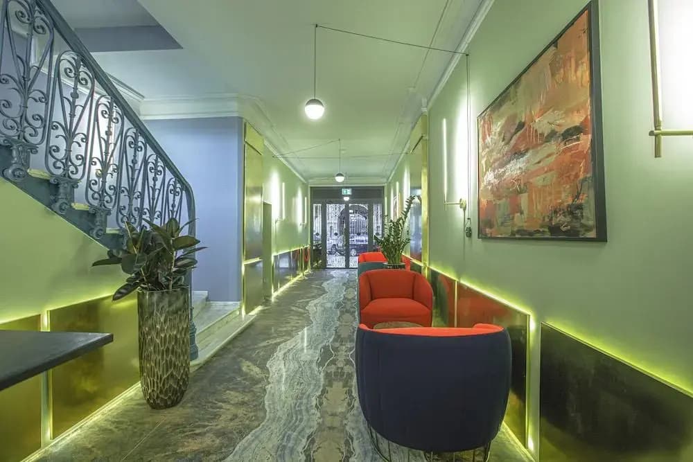 Heritage Hotel & Suites - photo 27