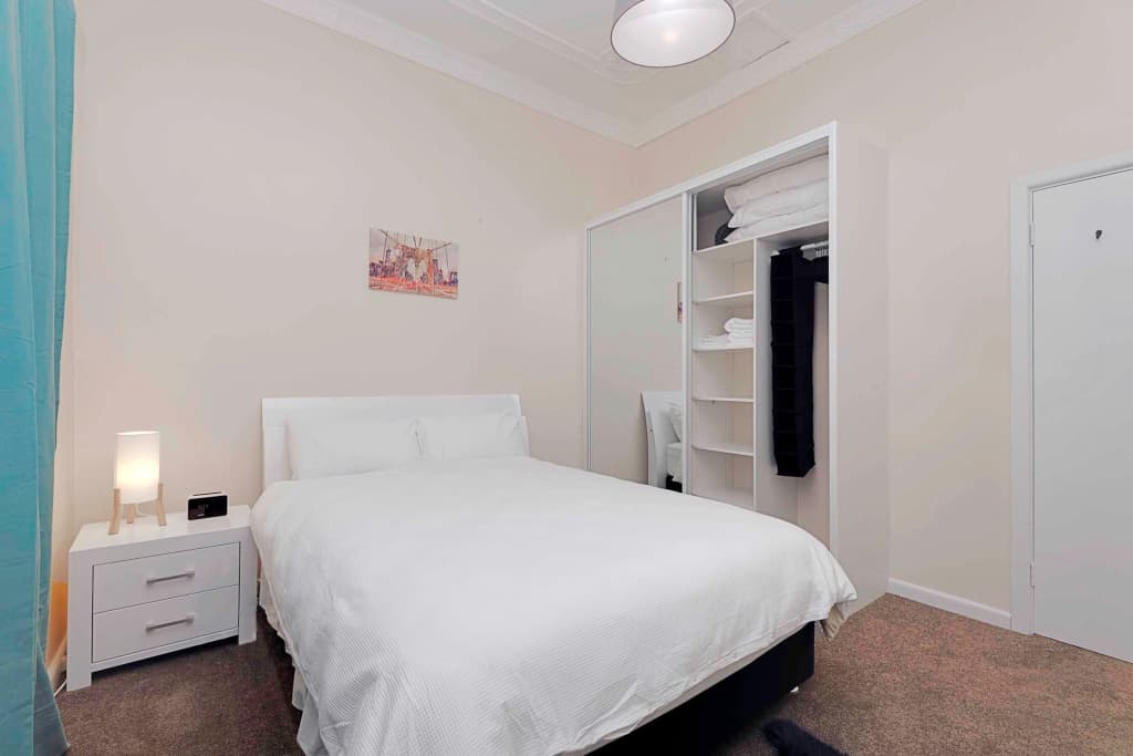 Private Beach House in Bondi Apartments - photo 11