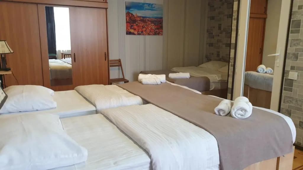 Lea Guest House - photo 17