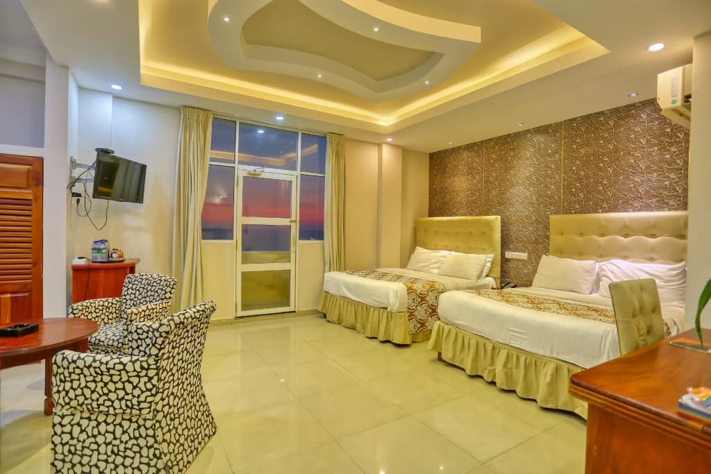 Lazaani Hotel Colombo - photo 30