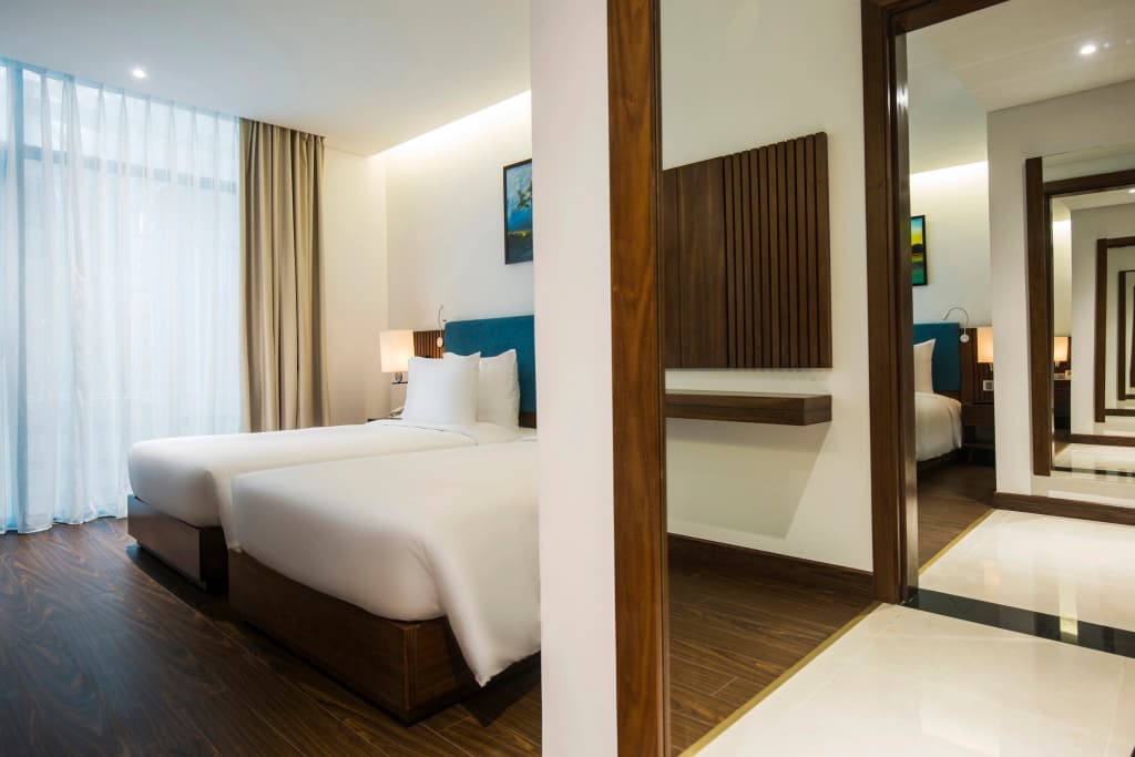 Maximilan Danang Beach Hotel - photo 23