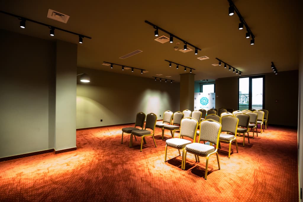 Brosse Garden Hotel - photo 21
