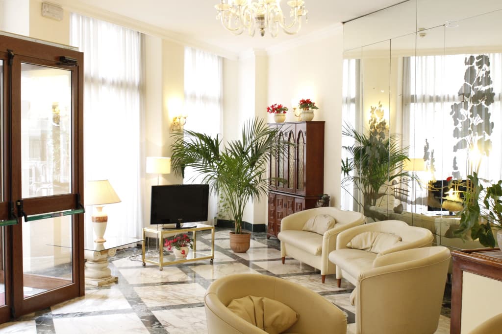 San Giusto Hotel - photo 2
