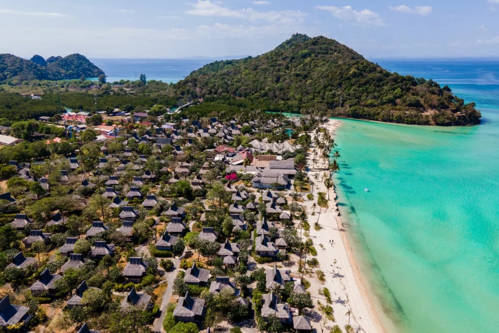 Saii Phi Phi Island Village Hotel - photo 1