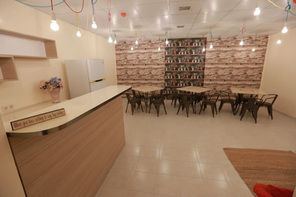 Midtown Hostel - photo 10