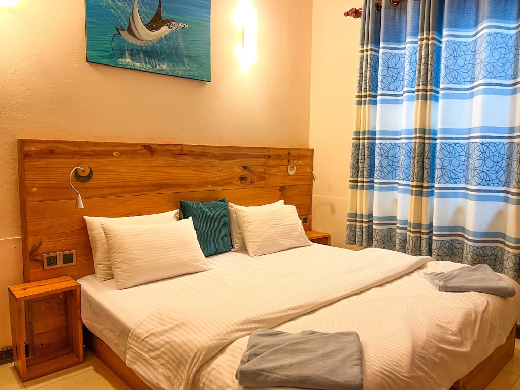 Thulusdhoo Inn Guest House - photo 4