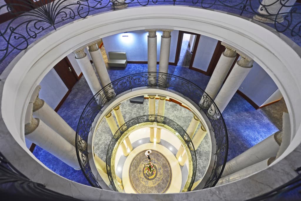 Astoria Tbilisi Hotel - photo 16