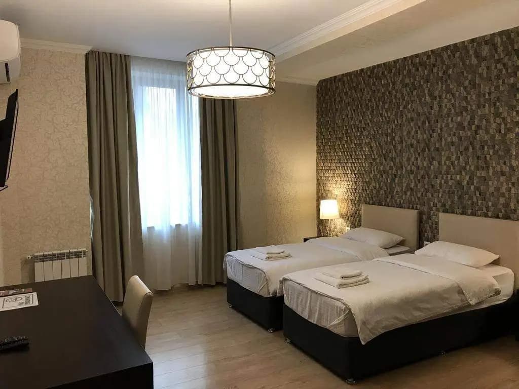 Eleon Boutique Hotel - photo 1